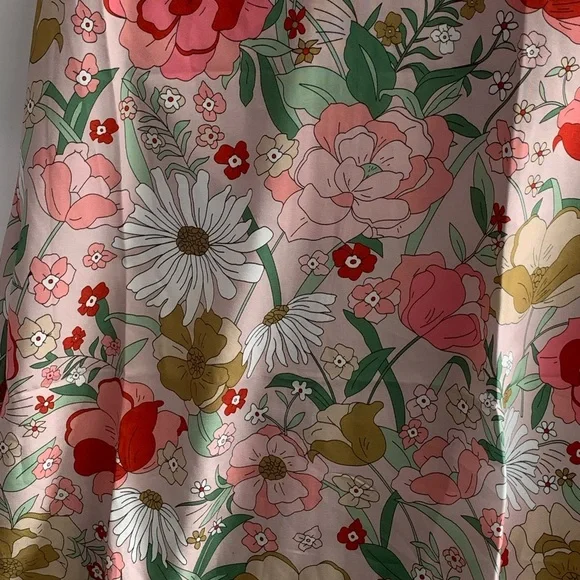 Retro Floral Halter Style Dress - Picture 2 of 7